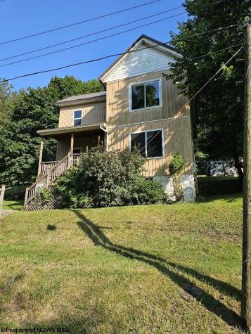498 Gay Street Grafton WV 26345