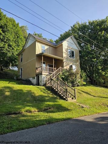 498 Gay Street Grafton WV 26345