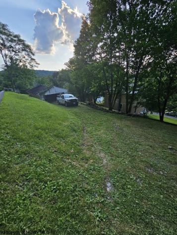 498 Gay Street Grafton WV 26345