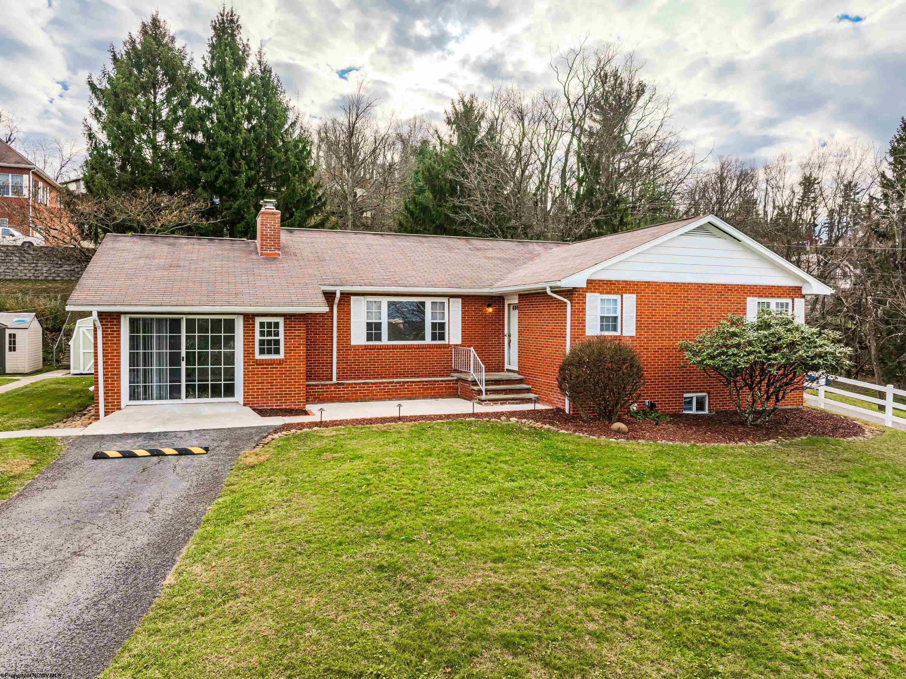 129 Lexington Avenue Westover WV 26501