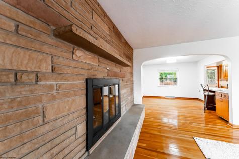 129 Lexington Avenue Westover WV 26501