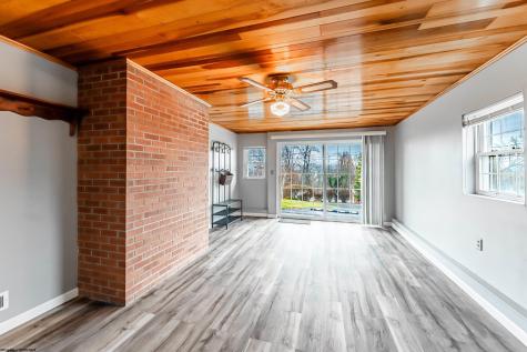 129 Lexington Avenue Westover WV 26501