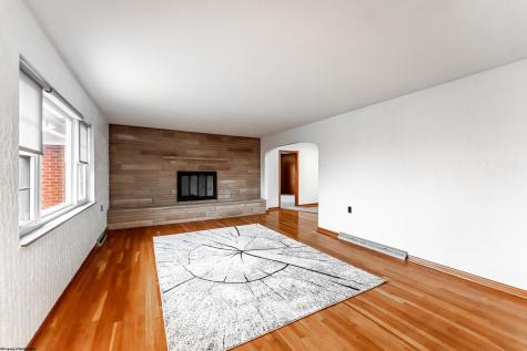 129 Lexington Avenue Westover WV 26501