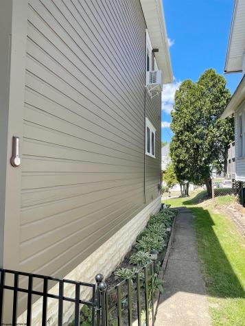134 Ridenour Street Clarksburg WV 26301