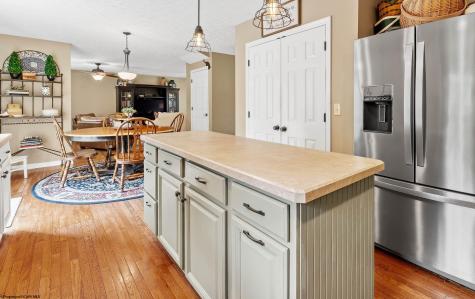 3143 Sylvan Drive Morgantown WV 26508