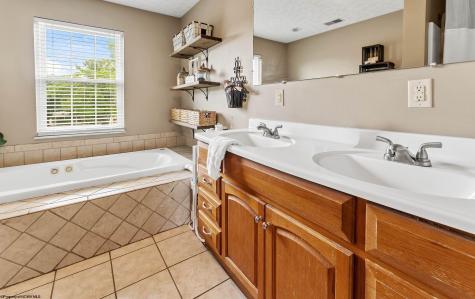 3143 Sylvan Drive Morgantown WV 26508