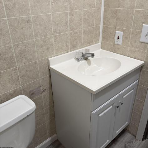 24 Seventh Street Hendricks WV 26271