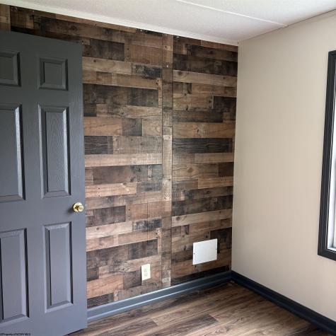 24 Seventh Street Hendricks WV 26271