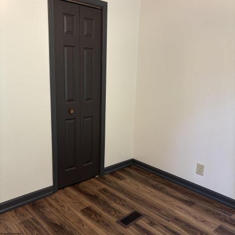 24 Seventh Street Hendricks WV 26271