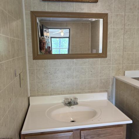 24 Seventh Street Hendricks WV 26271