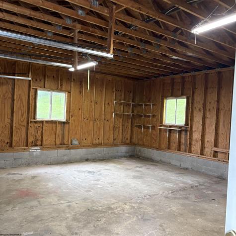 24 Seventh Street Hendricks WV 26271