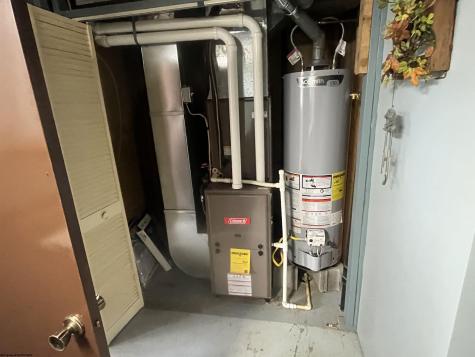 287 Rada Avenue Weston WV 26452