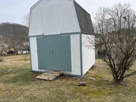 287 Rada Avenue Weston WV 26452