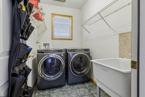 99 Summit Court Bruceton Mills WV 26525