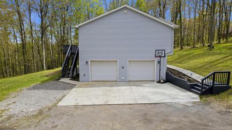 99 Summit Court Bruceton Mills WV 26525