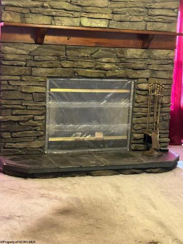 31 Waterloo Road French Creek WV 26218