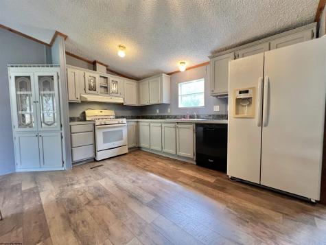 238 Main Street Burnsville WV 26335
