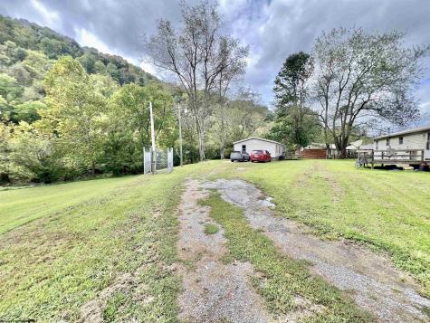 238 Main Street Burnsville WV 26335