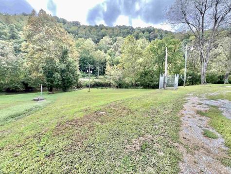 238 Main Street Burnsville WV 26335