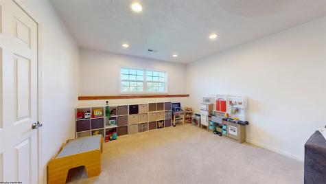 127 Landing Drive Morgantown WV 26508