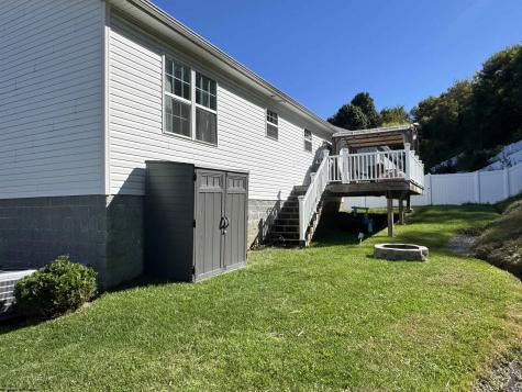 127 Landing Drive Morgantown WV 26508