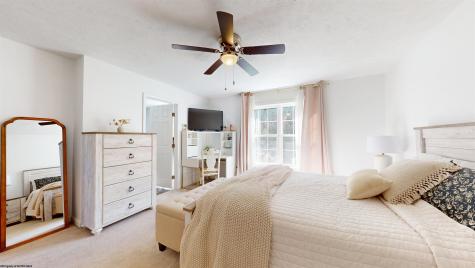 127 Landing Drive Morgantown WV 26508