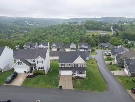 23 Amber Ridge Morgantown WV 26508