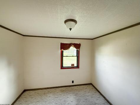12 Blessings Abound Lane Mabie WV 26278
