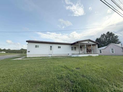12 Blessings Abound Lane Mabie WV 26278