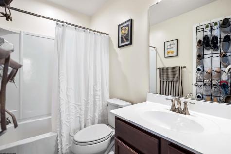 65 Windermere Lane Morgantown WV 26508