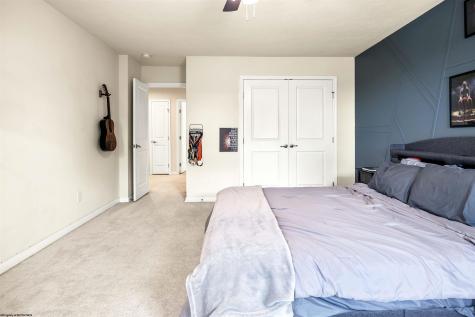 65 Windermere Lane Morgantown WV 26508