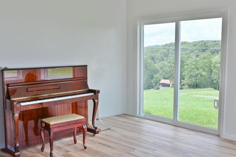 884 Breedlove Road Eglon WV 26716
