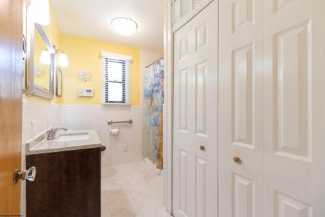 20 Meadow Lane Bridgeport WV 26330