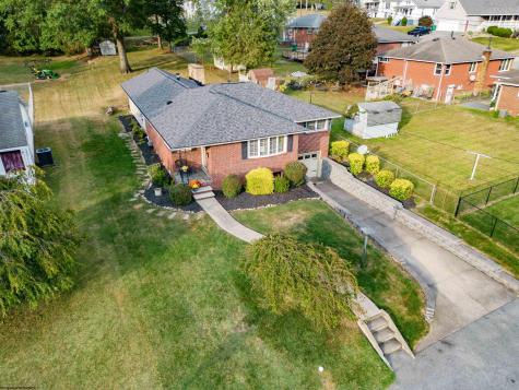 20 Meadow Lane Bridgeport WV 26330
