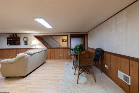 20 Meadow Lane Bridgeport WV 26330
