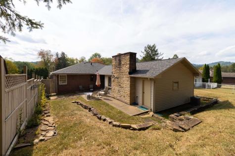 20 Meadow Lane Bridgeport WV 26330