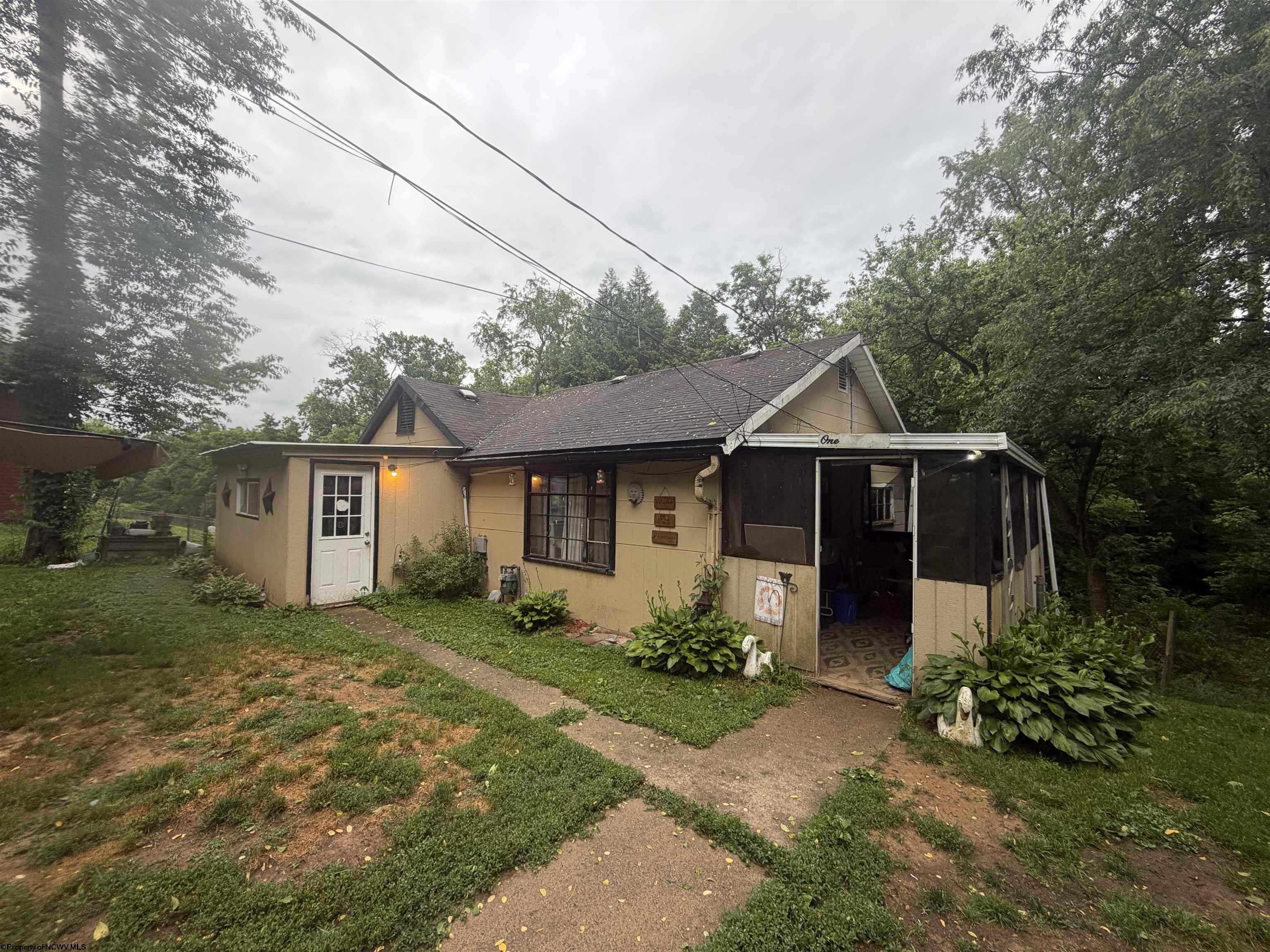 119 Trolley Street Fairmont WV 26554