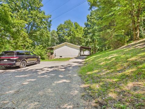 365 Shumaker Road Buckhannon WV 26201