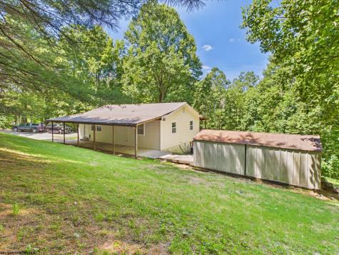 365 Shumaker Road Buckhannon WV 26201