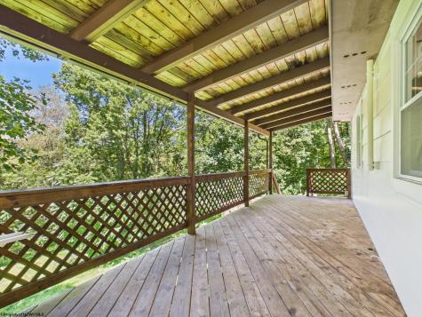 365 Shumaker Road Buckhannon WV 26201