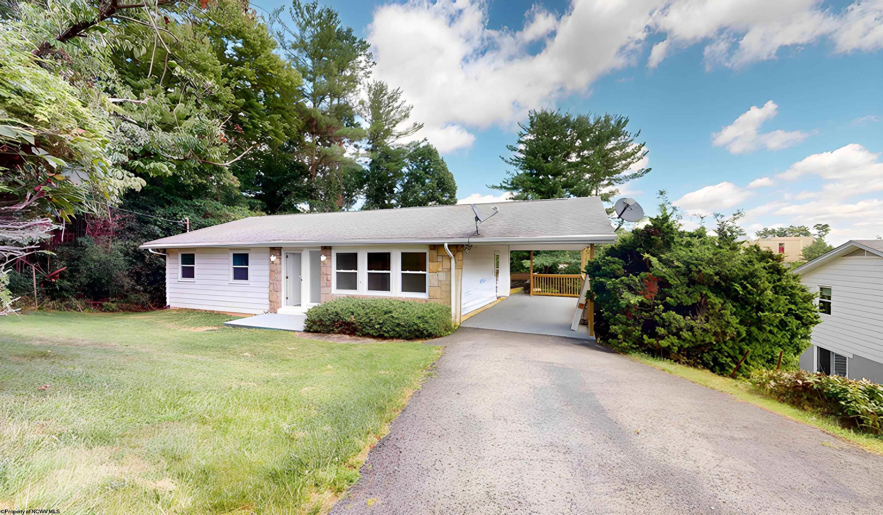 1137 Morningstar Lane Fairmont WV 26554-1215