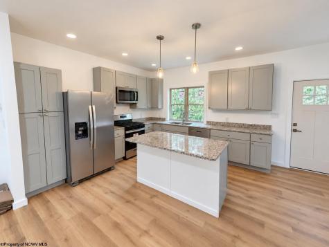 317 Buxton Street Thomas WV 26292