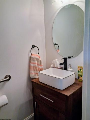 17 Wapiti Lane Morgantown WV 26501