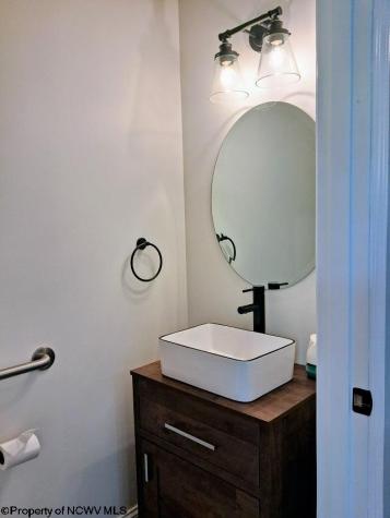 17 Wapiti Lane Morgantown WV 26501