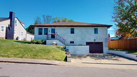 208 Pennsylvania Avenue Bridgeport WV 26330