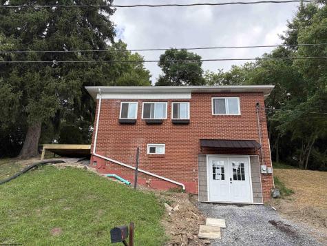 27 W Washington Avenue Westover WV 26501