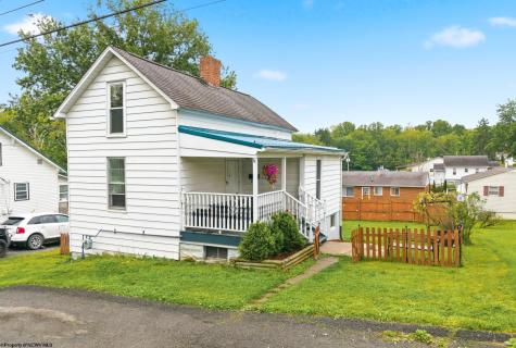 528 Hess Street Morgantown WV 26501