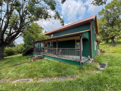 110 Seneca Road Elkins WV 26241