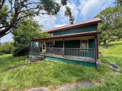 110 Seneca Road Elkins WV 26241