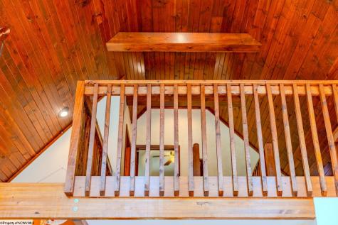 15 S Fern Court Terra Alta WV 26764